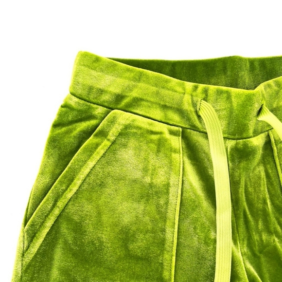 GSUWOO Apple Green Velour Shorts - Picture 5 of 11